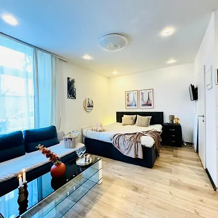 Central King Studio - 10 Mins Walk From Downtown Vienna Exterior photo