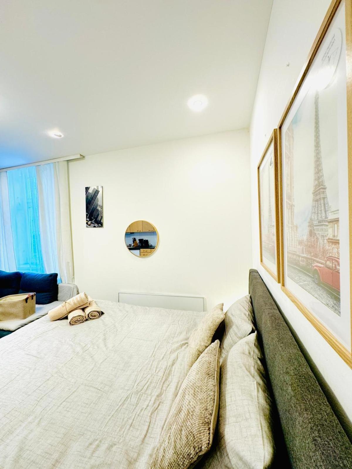 King - 10 Mins Walk From Downtown