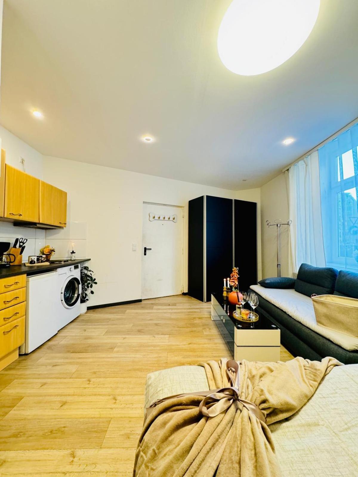 King - 10 Mins Walk From Downtown